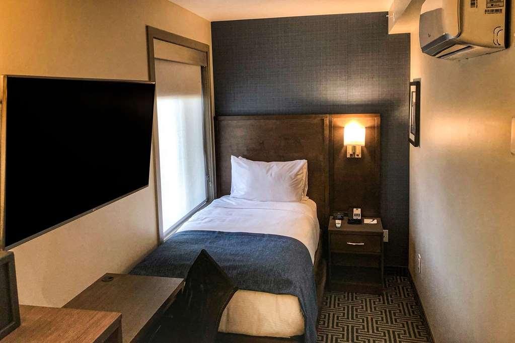 Quality Inn Centre-Ville Монреаль Номер фото